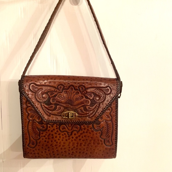 Hand Tooled Leather Front Flap Small Purse - Picture 4 of 8